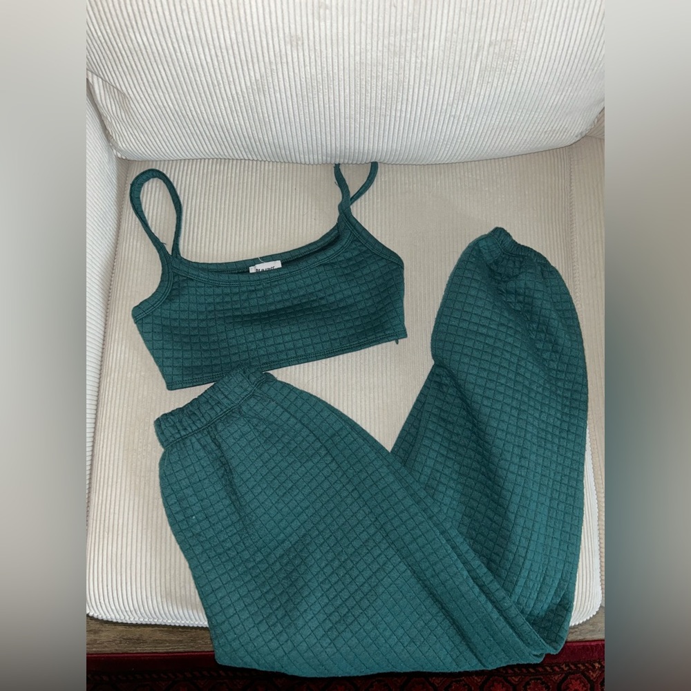 Dark green lounge set